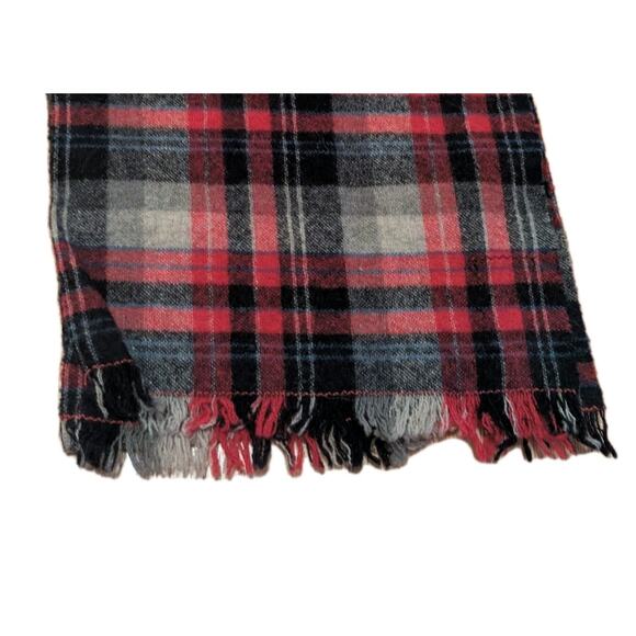 Vintage Pendleton Scarf 100% Virgin Wool Mens Red Black Plaid Checker USA - Picture 4 of 8